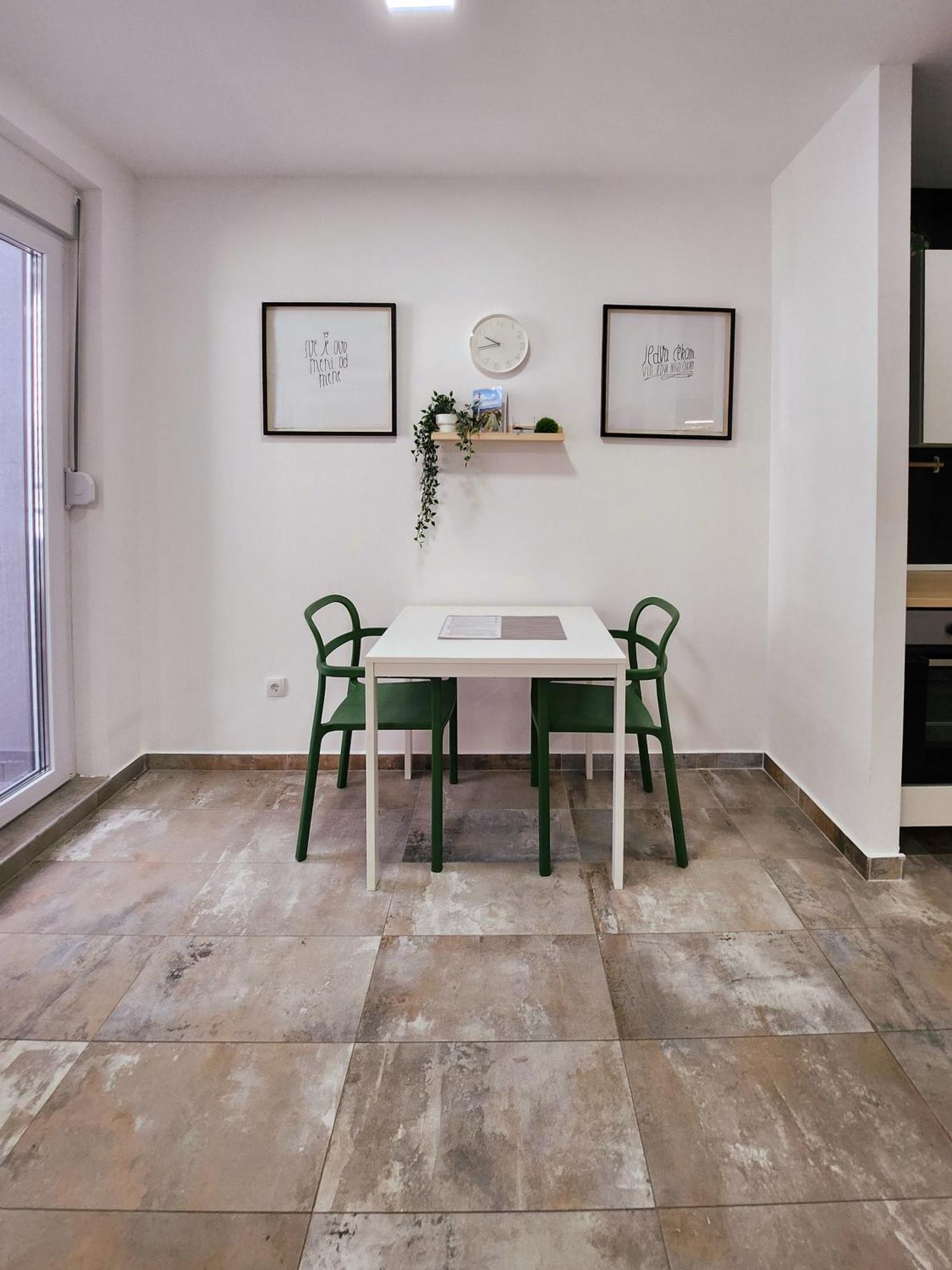 Apartmán Oota Soko With Parking Garage Kragujevac Exteriér fotografie